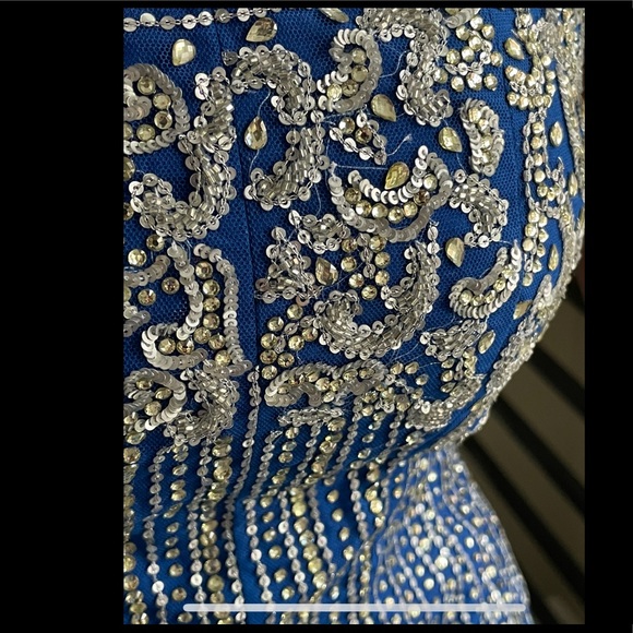 Designer blue ombré lehenga - Picture 6 of 13